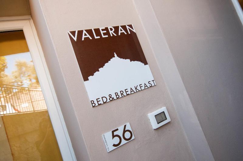 B&B Valeran Valeriano Lunense Экстерьер фото